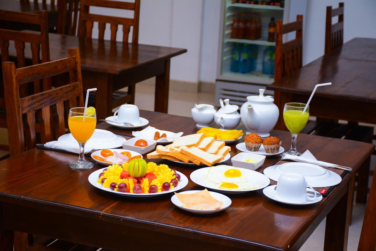 Sea View Tourist Inn Tangalle Exterior photo